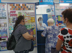 Пациентов ковидных госпиталей просят купить препарат за 50 тысяч рублей