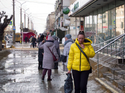 Еще две дамы - депутаты Камышинской городской думы от партии власти «созрели» для приема избирателей