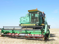 Андрей Бочаров заявил, что Волгоградская область приступила к уборочной кампании