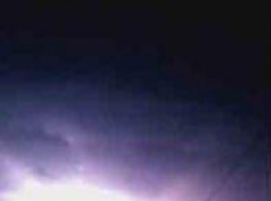 Вечером 21 июля в Камышине в небе «сплясали» молнии, а в Волгограде из-за грозы не вылетели два самолета