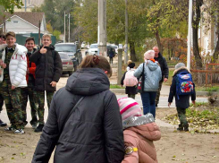 Администрация Камышина объявила, что в городе школьников становится меньше, а детсадовцев с отставанием в развитии - больше 