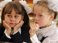 Папа случайно заглянул в интернет-переписку 10-летней дочки и обнаружил в ней порноснимки от взрослого «кавалера» 