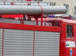 В городе Петров Вал Камышинского района вспыхнул пожар из-за замыкания в электропроводке