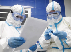 Смерти идут за смертями: еще один летальный исход от COVID в Волгоградской области на 17 сентября