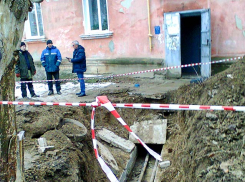 У «пропаренного» дома на улице Титова в Камышине дела пошли в гору