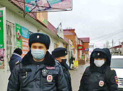 Полицейские Камышина вышли в рейд по центральному рынку