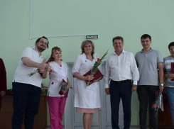Отчаявшиеся, видно, камышане на полном серьезе ищут через соцсети знахарок  в городе с тремя многопрофильными больницами и массой поликлиник
