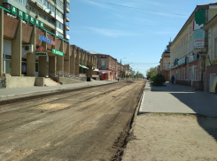 В Камышине подрядчик «ободрал» старый асфальт с улицы Октябрьской