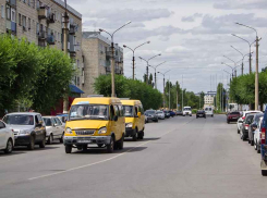 В Камышине два негодяя требовали под ножом от знакомого сделать их «риелторами» по обмену его квартиры- «трешки»