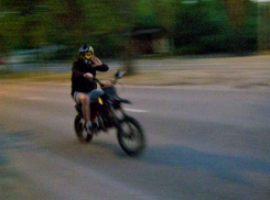 Администрация Камышина в который раз перекрывает улицу 22 партсъезда - теперь на завтрашнюю пятницу, 24 июля