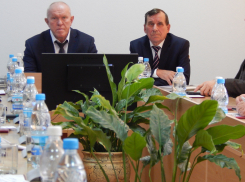 Чиновники Камышина не верстают бюджет и не представляют его на утверждение Камышинской городской думе - планы по доходам и расходам рухнули