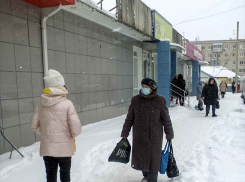 Коронавирусная динамика в Камышине стала «подстраиваться» под областную: по региону зараженность снижается