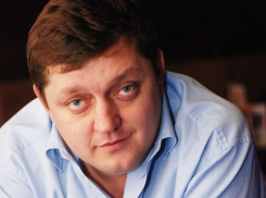 Учредитель сети порталов «Блокнот» Олег Пахолков отмечает день рождения в роли модератора большого семинара