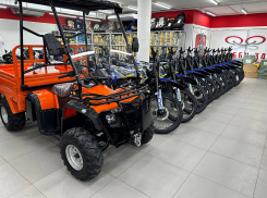 Мототехнику и средства связи передала Волгоградская область в зону СВО