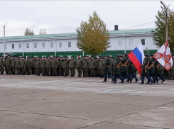 С полигонов Волгоградской области еще одна группа мобилизованных, в том числе камышан, отправилась для боевого слаживания (ВИДЕО)
