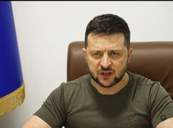 Зеленский начал допускать мирные переговоры с Россией из-за провалов ВСУ, - «Блокнот - Россия»