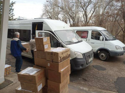 Сельчане из Камышинского района от души отправили бойцам на линию соприкосновения «целую машину» новогоднего салата оливье 