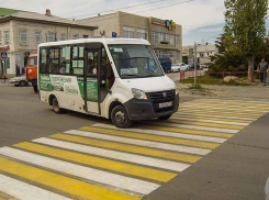В муниципальных автобусах Камышина сократили кондукторов
