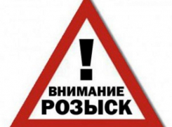 В Камышинском районе неизвестный протаранил БМВ Х5 и скрылся с места ДТП