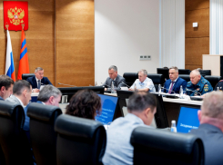 По какой теме Андрей Бочаров провел оперштаб с участием силовиков и глав муниципалитетов