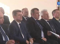 Глава Камышина Станислав Зинченко в Волгограде на конференции по бизнесу дал понять, что в Камышине в этой области все о*кей