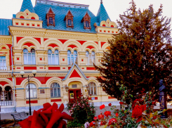 Камышан приглашают в музей на выставку студии «Дебют»