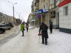 Андрей Бочаров потребовал приступить к строительству инфекционного госпиталя в Камышине