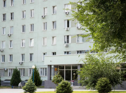 Медики Волгоградской областной больницы помогли камышанке с редким наследственным заболеванием