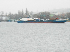 Паром из Камышина до левого берега Волги прекратил свою работу до весны: навигация завершена