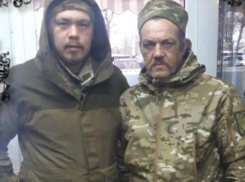 В Камышинском районе проводят в последний путь погибших в один день в СВО братьев Владимира и Ивана Столбовых