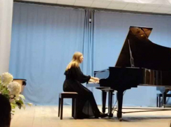 Студентка из Камышинского колледжа искусств, пианистка Екатерина Рогожкина стала звездой международного конкурса