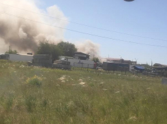 На придорожном рынке с народным названием «Пенза» под Камышином случился пожар