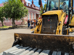 В Камышине «урезали» движение на участке улицы Советской, чтобы не терять темпов капитального ремонта дороги