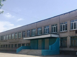 В Волжском у школы расстреляли двух подростков