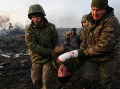 Новости СВО на вечер 11 ноября: КАМАЗы трупов ВСУ в Покровске, налет дронов на нефтезавод под Оренбургом, Зеленский сдает Херсон