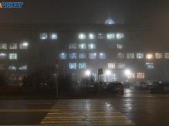 «Рвануло жутко, горит»: трое пострадали при массированной атаке ВСУ на Волгоград ночью сегодня, 16 ноября, - «Блокнот Волгограда»