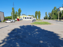 ﻿Приходишь утром на конечную 12-го - пусто, ни одной маршрутки! - камышанка