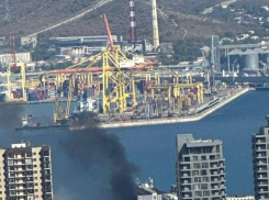 Новороссийск под огнём: город атакован с воздуха и моря — есть погибшие и раненые