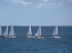 Продается полквартиры в центре Николаевска за 250 тысяч рублей