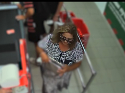 В Камышине ведется розыск мошенниц, «снимавших порчу» и похитивших крупную сумму денег у пенсионерки (ВИДЕО)