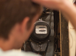 Жителей Волгоградской области заставят менять счетчики на новые — с симкой и интернетом, - портал V1.RU