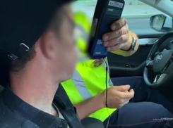 Водителям Камышина советуют учитывать, что на дорогах региона идут массовые остановки транспортных средств сотрудниками ГИБДД