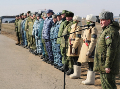 Андрей Бочаров собрал чиновников, военных и силовиков на полигоне Прудбой