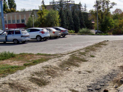 Мы готовимся отметить 50-летие раскрошившегося тротуара у драмтеатра или 100-летие? - камышанин