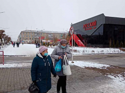 Камышане вновь 14 декабря тревожно отметились в «ковидных» списках -  38-ю пациентами за сутки