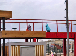 Самыми дорогостоящими объектами в обновленном парке Текстильщиков оказались водопровод и велосипедный мост: сколько потрачено на остальное?