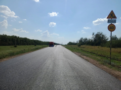 В Камышинском районе между селами Антиповка и Чухонастовка «навели блеск» на автомобильной дороге