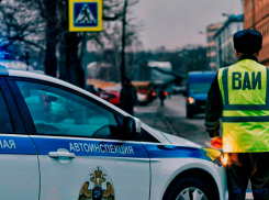 На дорогах Волгоградской области были замечены служащие военной полиции с оружием