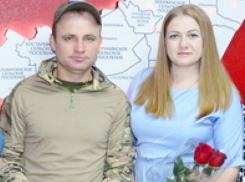  В новой номинации «Семья защитника Отечества» лидерами стали супруги Юрий и Анна Ведешины из Камышинского района