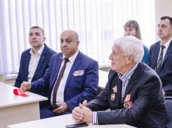 Народные «разборки» с бывшим владельцем камышинской фирмы-перевозчика «Ной» Серго Саргсяном вылились в прессу